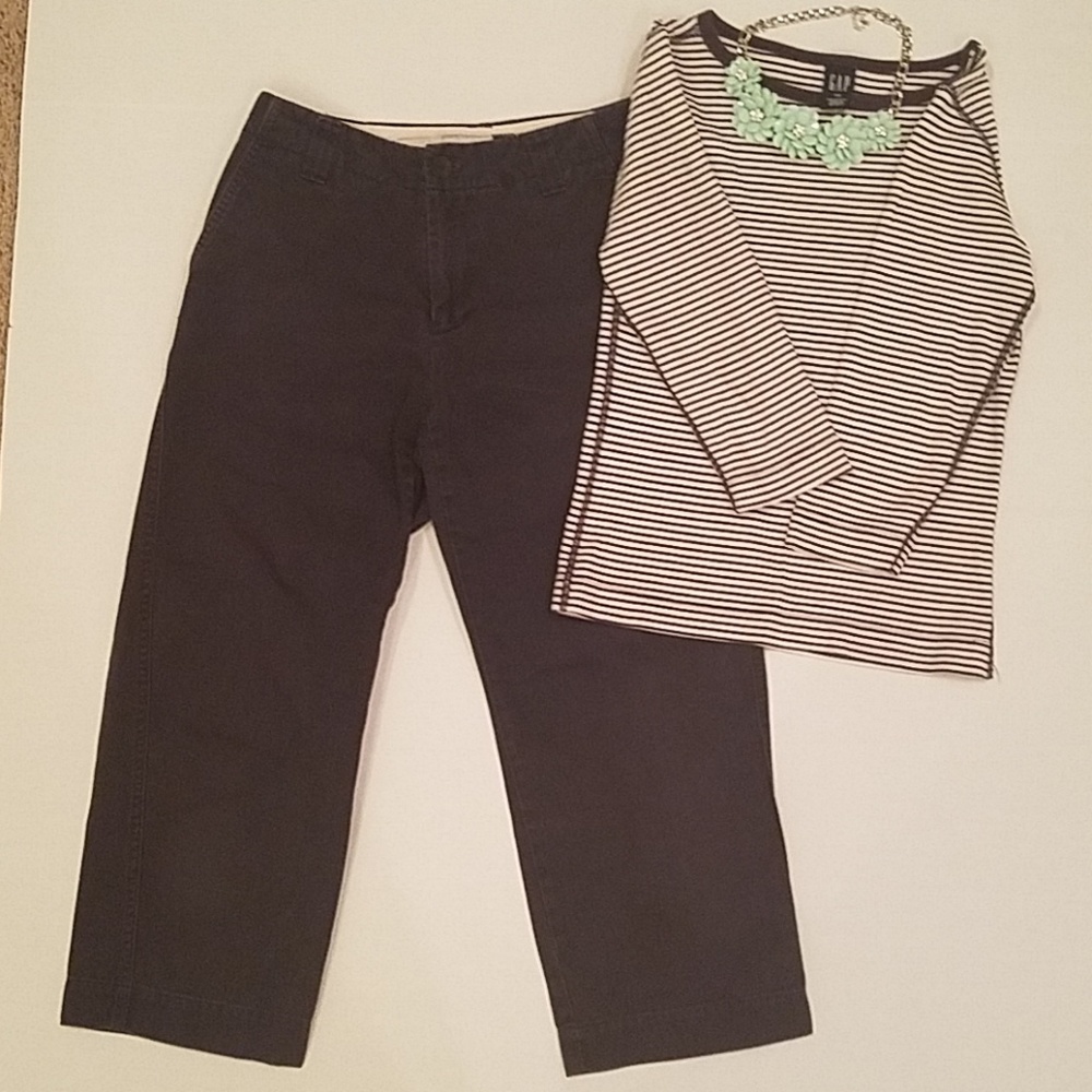 GAP  Capris
